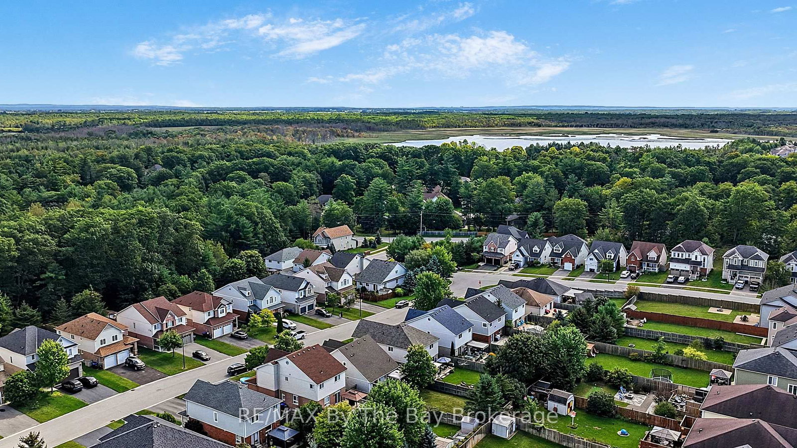 84 Wesley Avenue • Wasaga Beach, ON photo 43