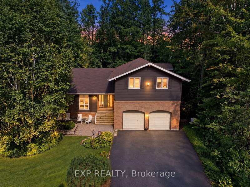 20 Pineshore Crescent
