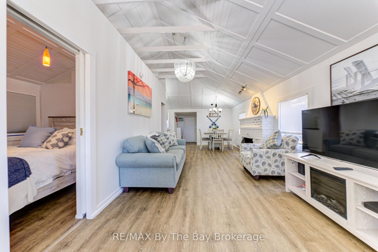 278 Coastline Drive • Wasaga Beach, ON photo 8