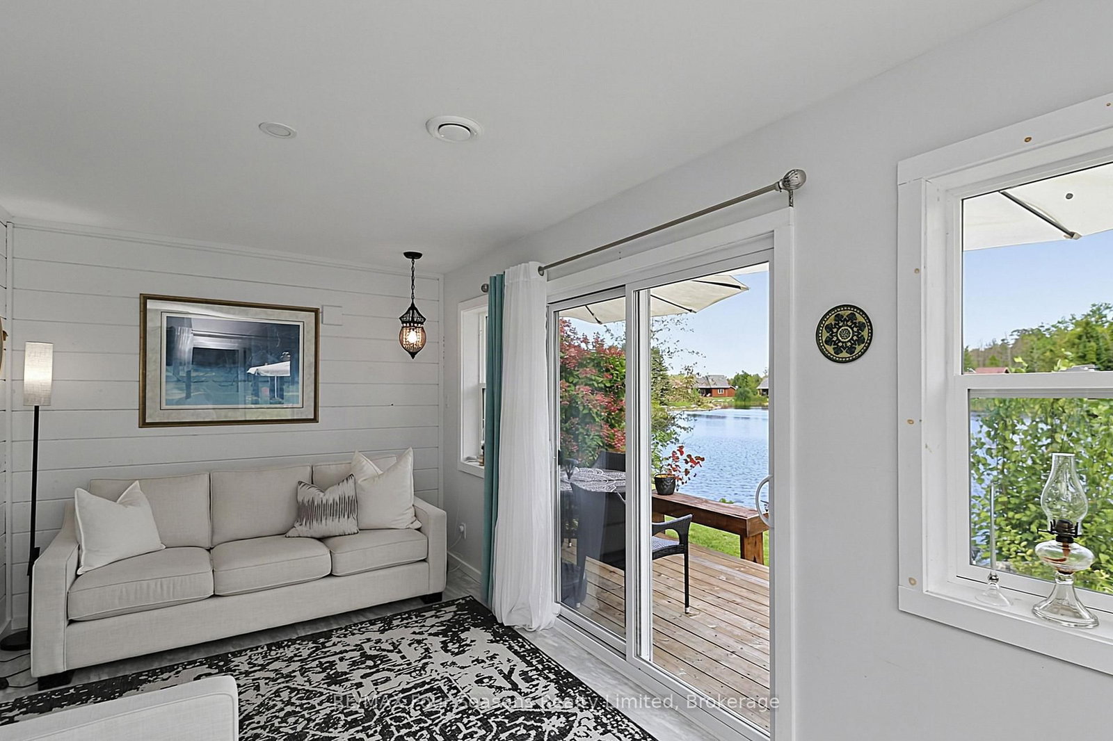 47 CABIN Crescent • Wasaga Beach, ON photo 24