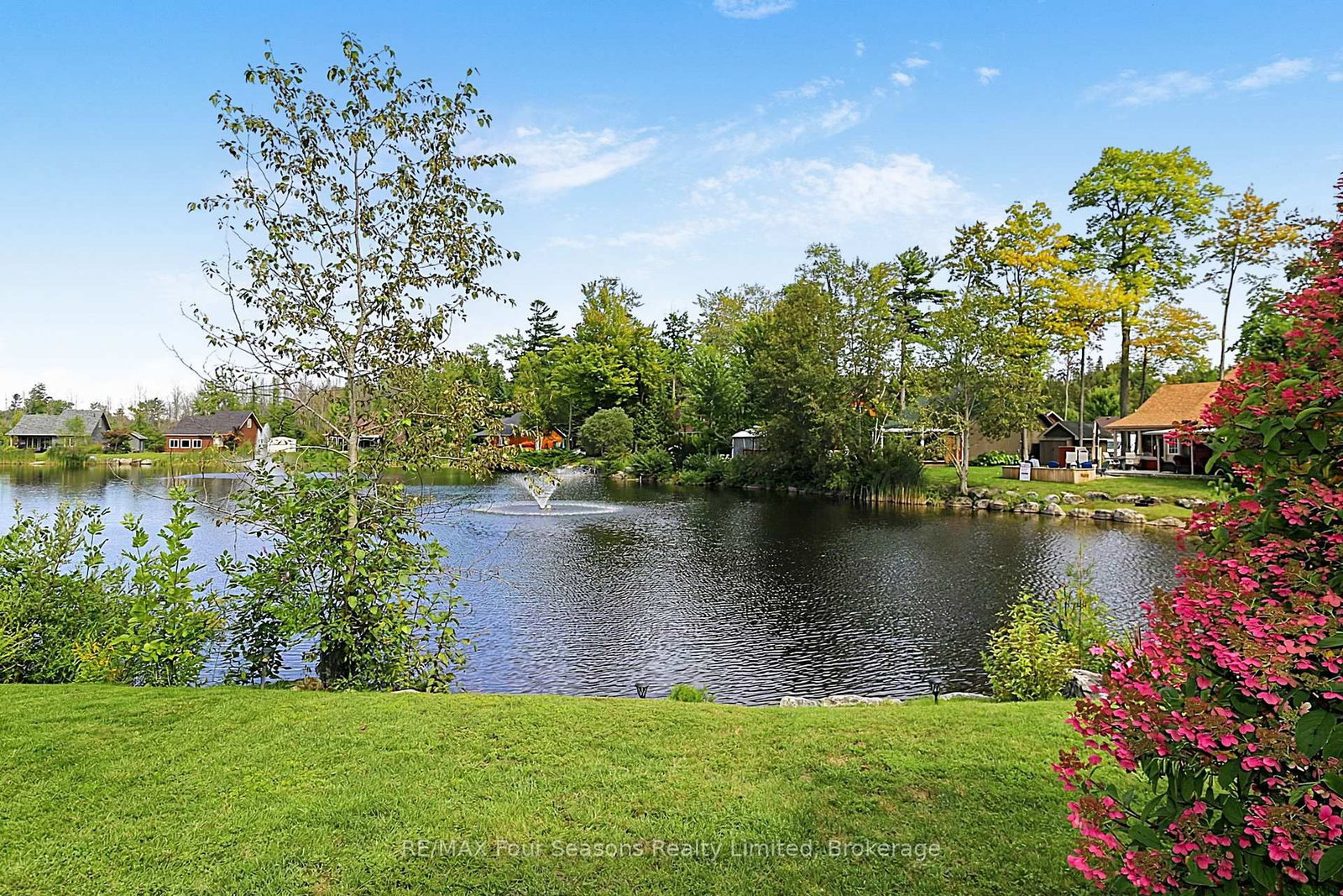 47 CABIN Crescent • Wasaga Beach, ON photo 26