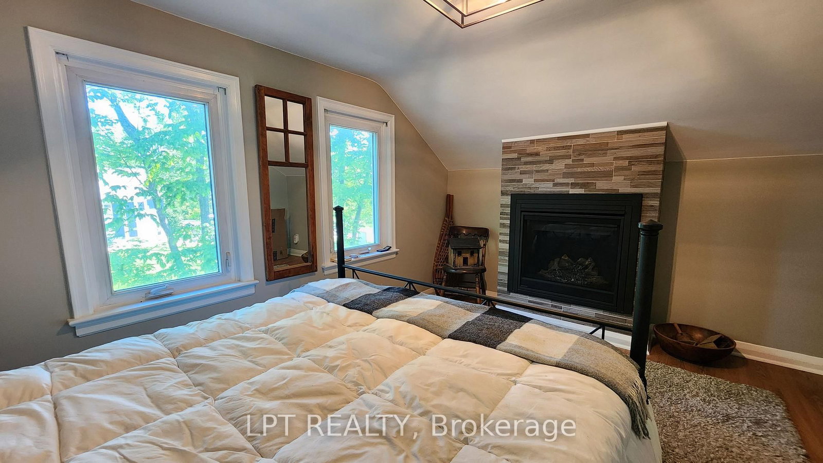 1644 Ridge Road E • Oro-Medonte, ON photo 16