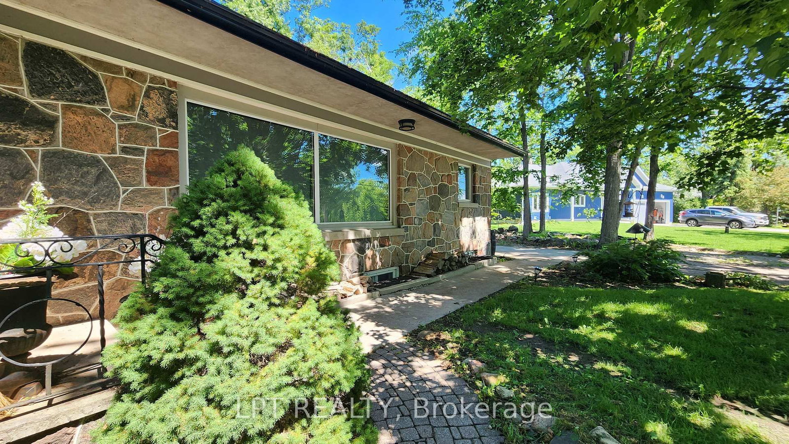 1644 Ridge Road E • Oro-Medonte, ON photo 23