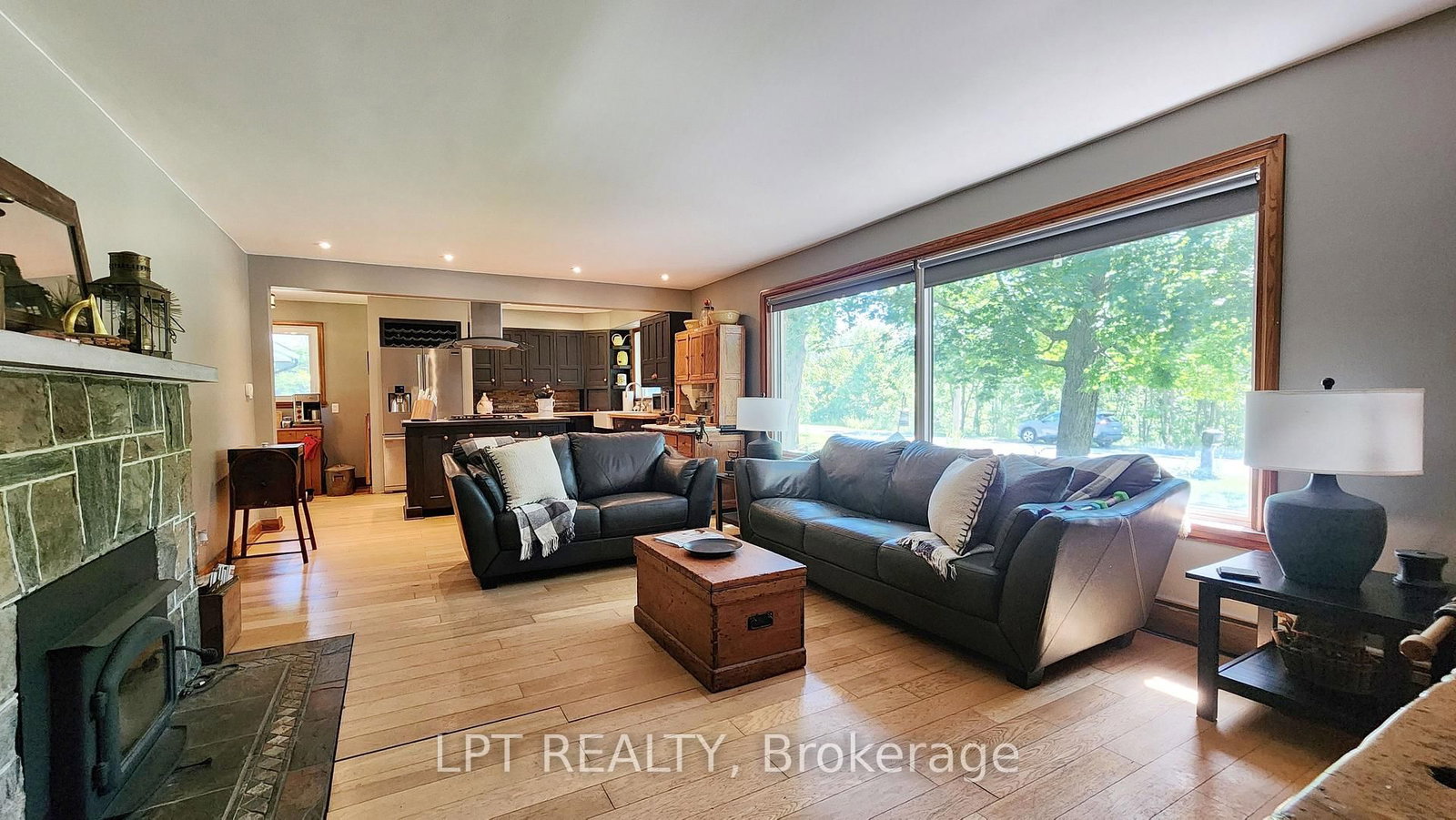 1644 Ridge Road photo 4
