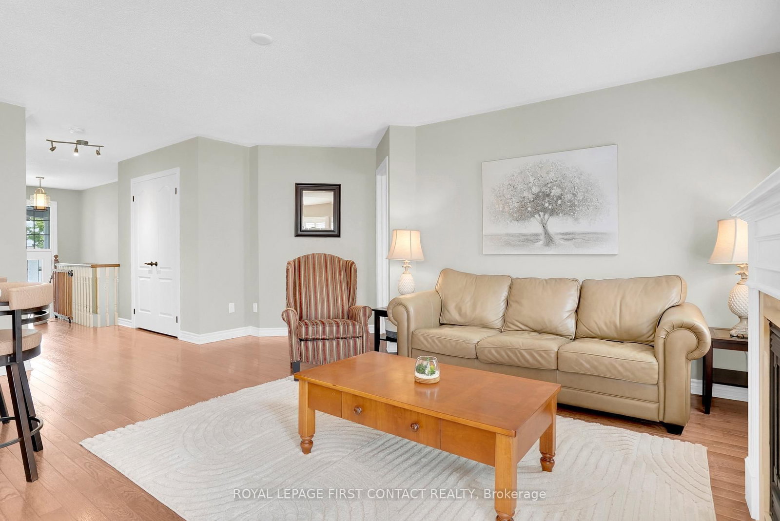 3 Maple Crown Terrace • Barrie, ON photo 10