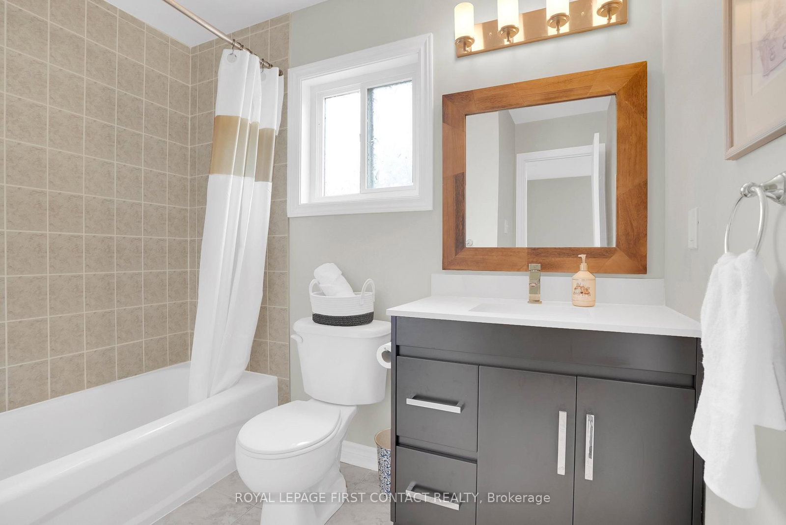 3 Maple Crown Terrace • Barrie, ON photo 19