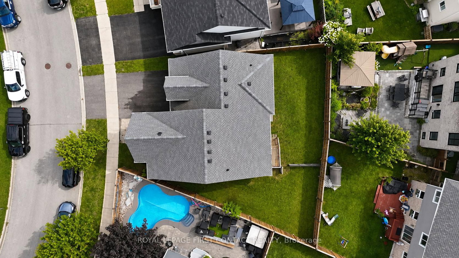 3 Maple Crown Terrace • Barrie, ON photo 32