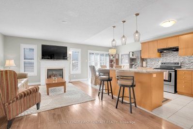 3 Maple Crown Terrace • Barrie, ON photo 5