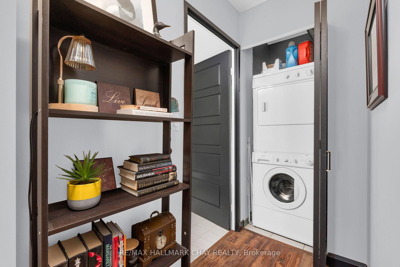140 Dunlop Street E • #1003 • Barrie, ON photo 13