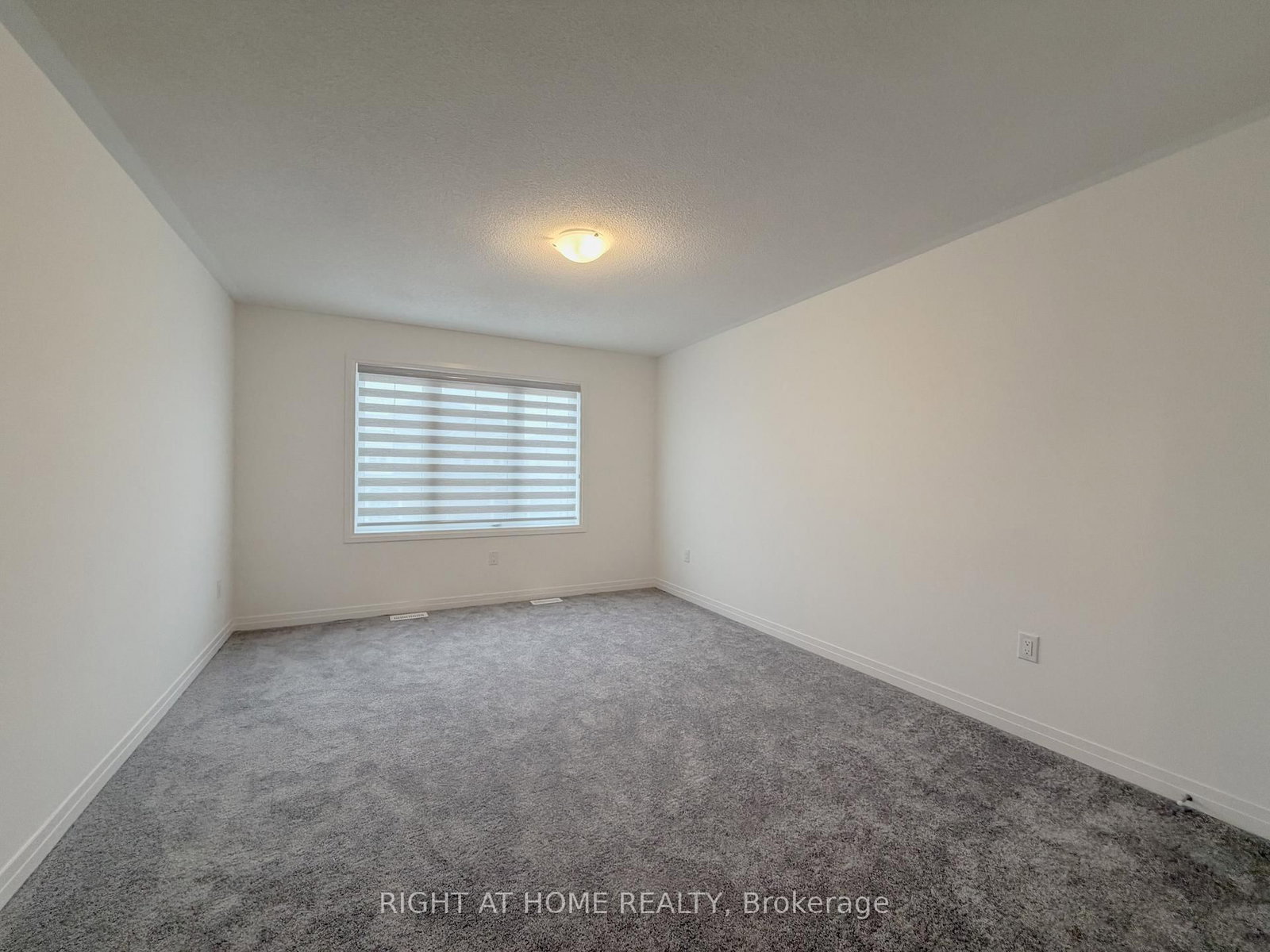 2 Sagewood Avenue • Barrie, ON photo 39