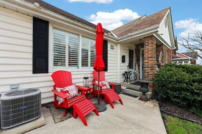 79 Penetang Street • Barrie, ON photo 2