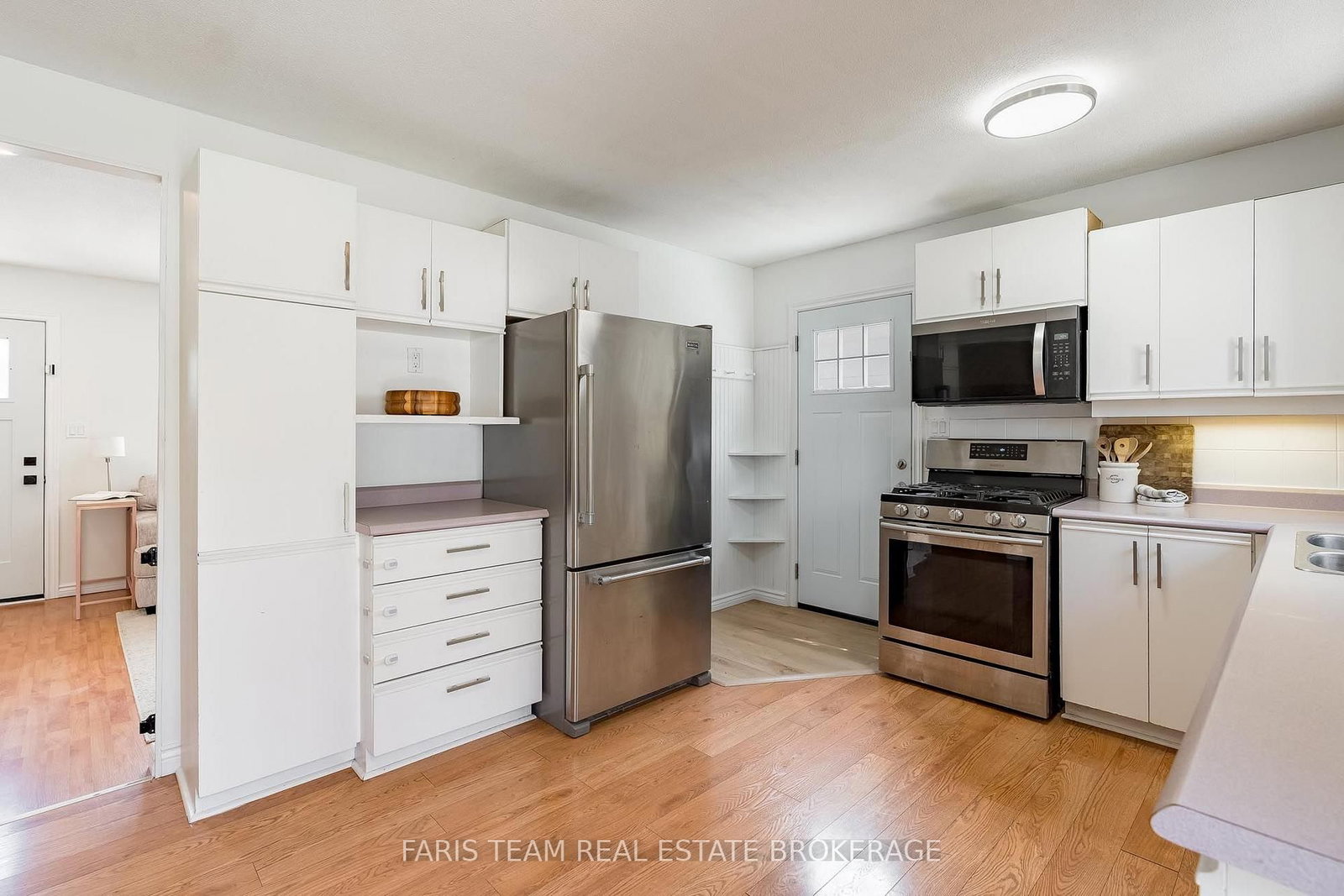 396 Mary Street • Orillia, ON photo 5