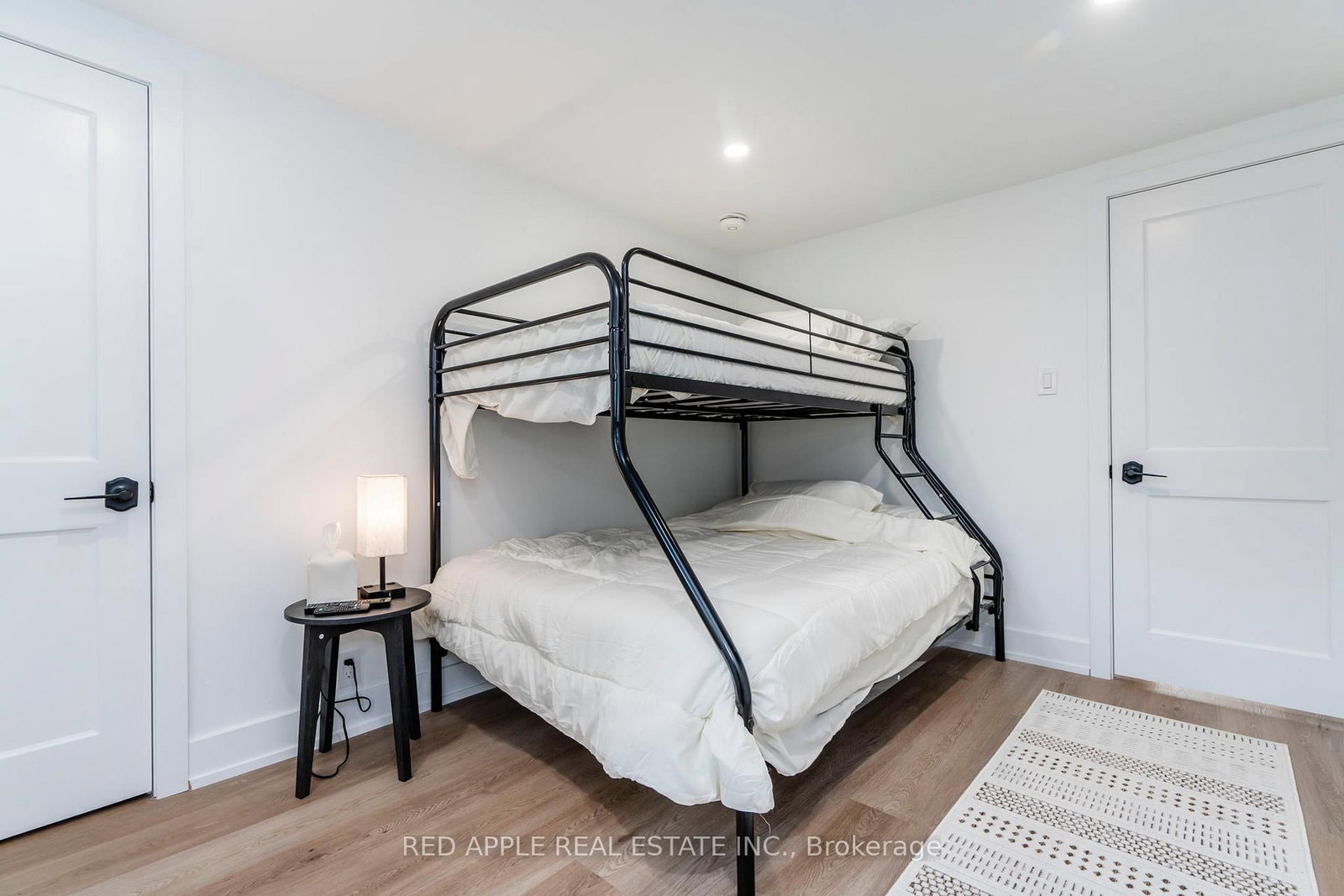 205 Hoyt Avenue • Tay, ON photo 25