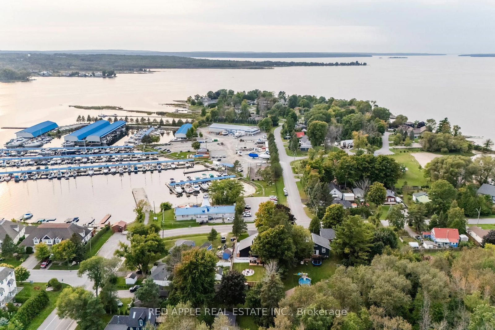 205 Hoyt Avenue • Tay, ON photo 39