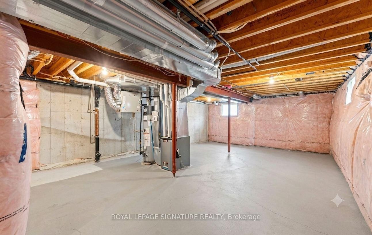 301 Atkinson Street • Clearview, ON photo 35