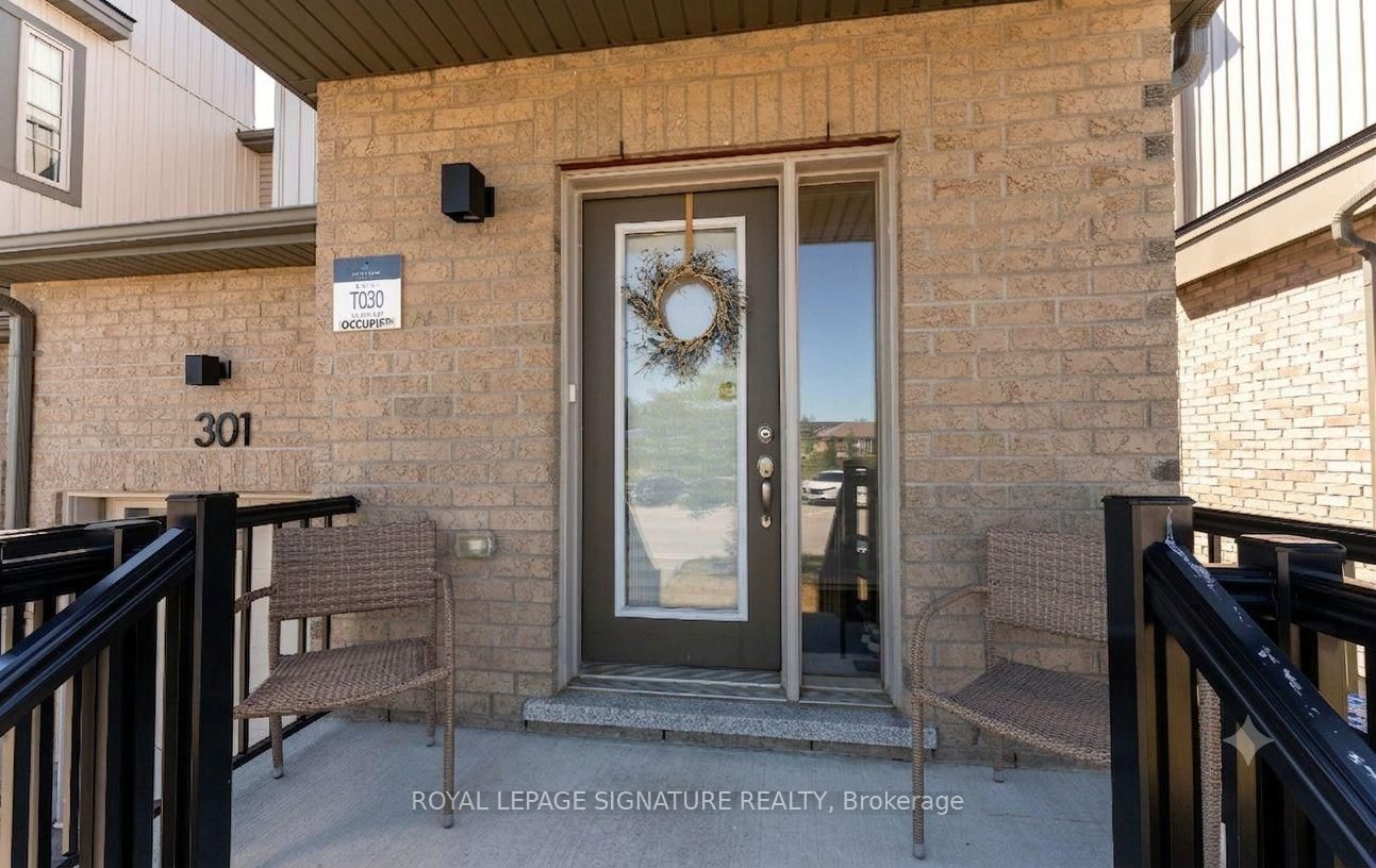 301 Atkinson Street • Clearview, ON photo 5