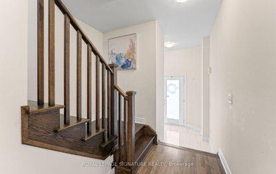 301 Atkinson Street • Clearview, ON photo 9