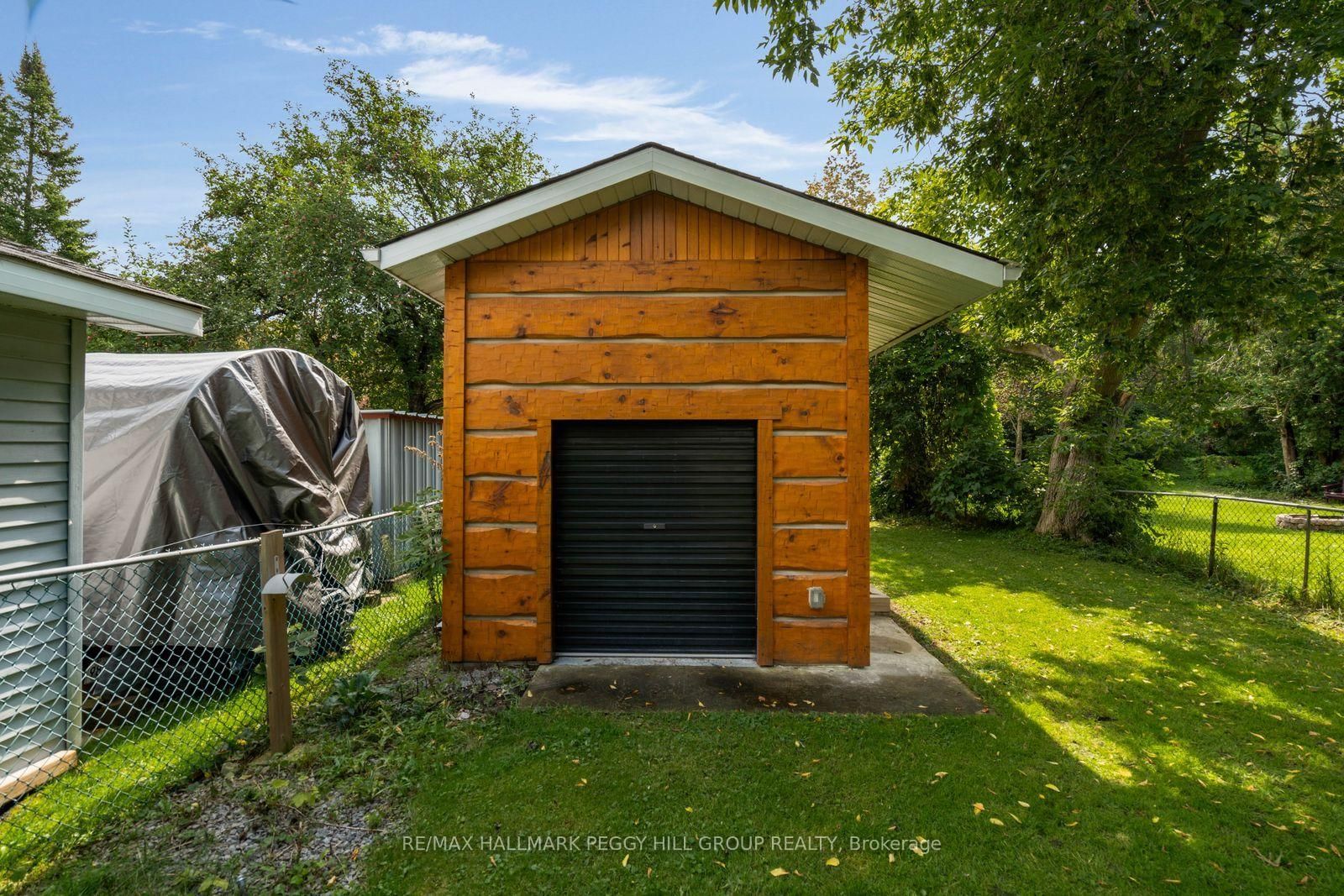 93 Bond Street • Orillia, ON photo 8