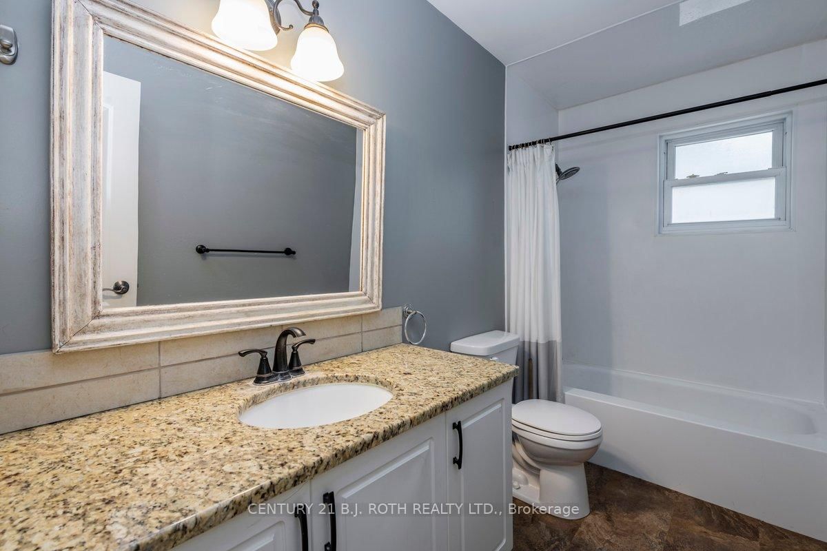 36 Cynthia Court • Barrie, ON photo 13