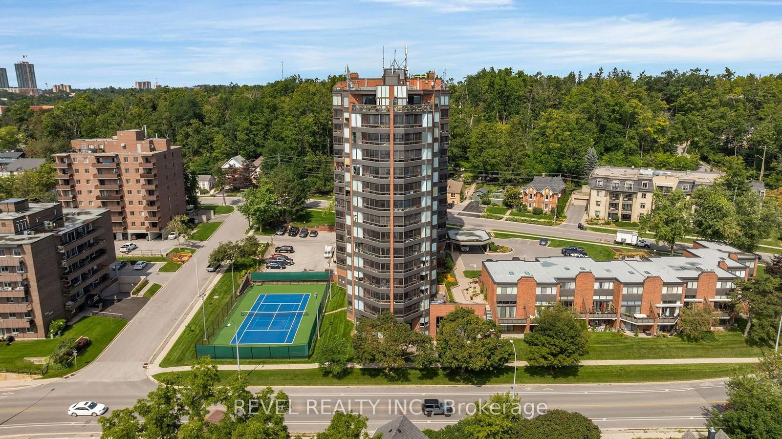181 COLLIER Street • #305 • Barrie, ON photo 40