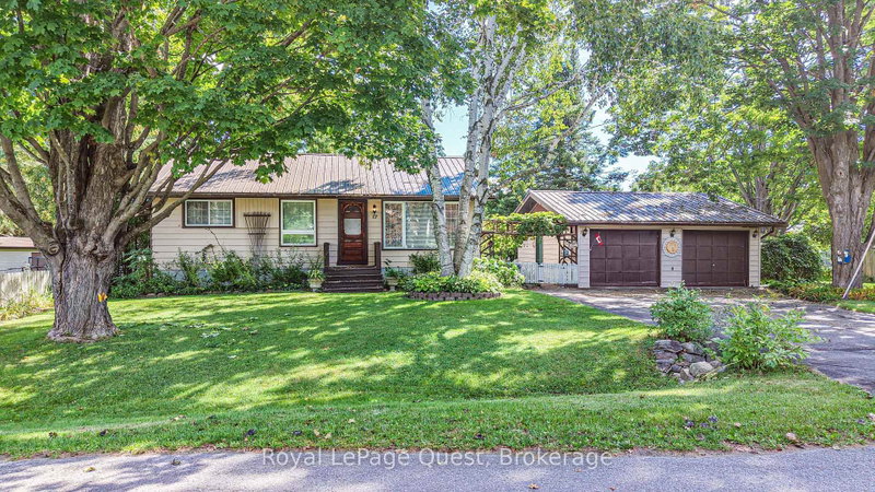 17 Hughes Road E