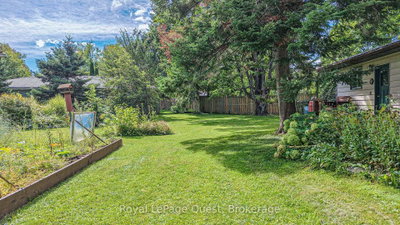17 Hughes Road E • Orillia, ON photo 6