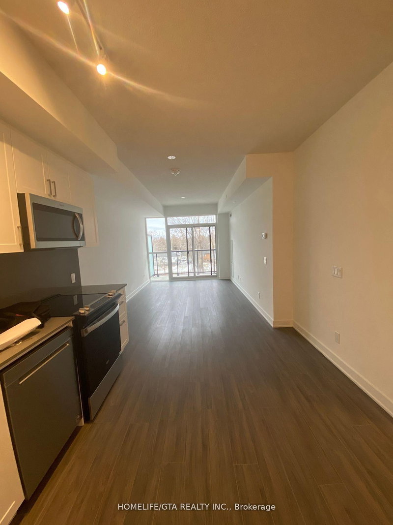 229 - 681 Yonge Street
