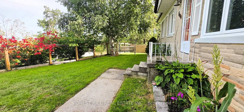 4 Karen Crescent