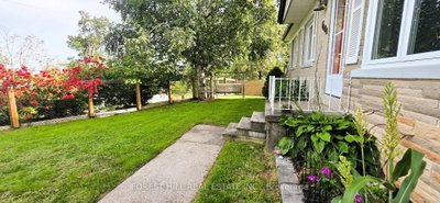 4 Karen Crescent • Orillia, ON photo 2