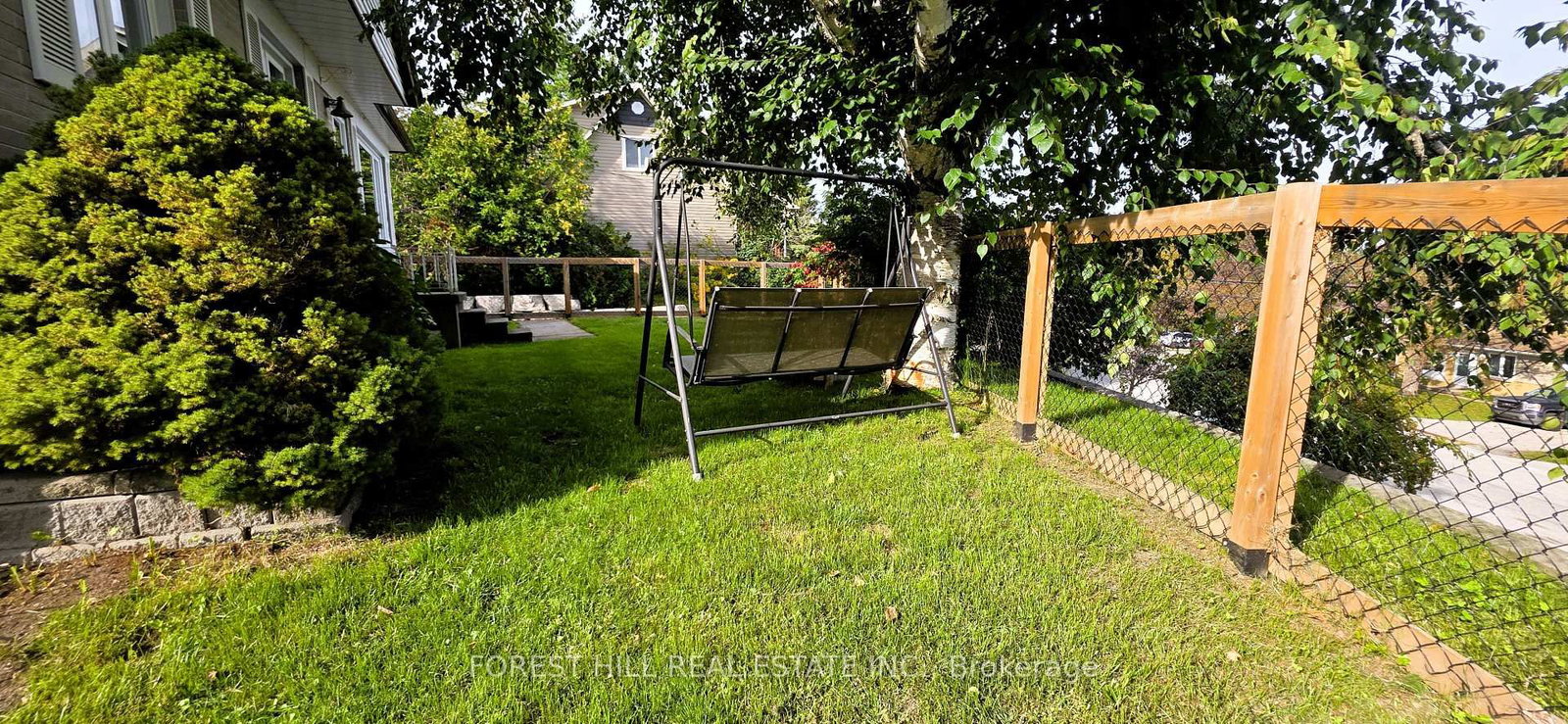 4 Karen Crescent • Orillia, ON photo 3