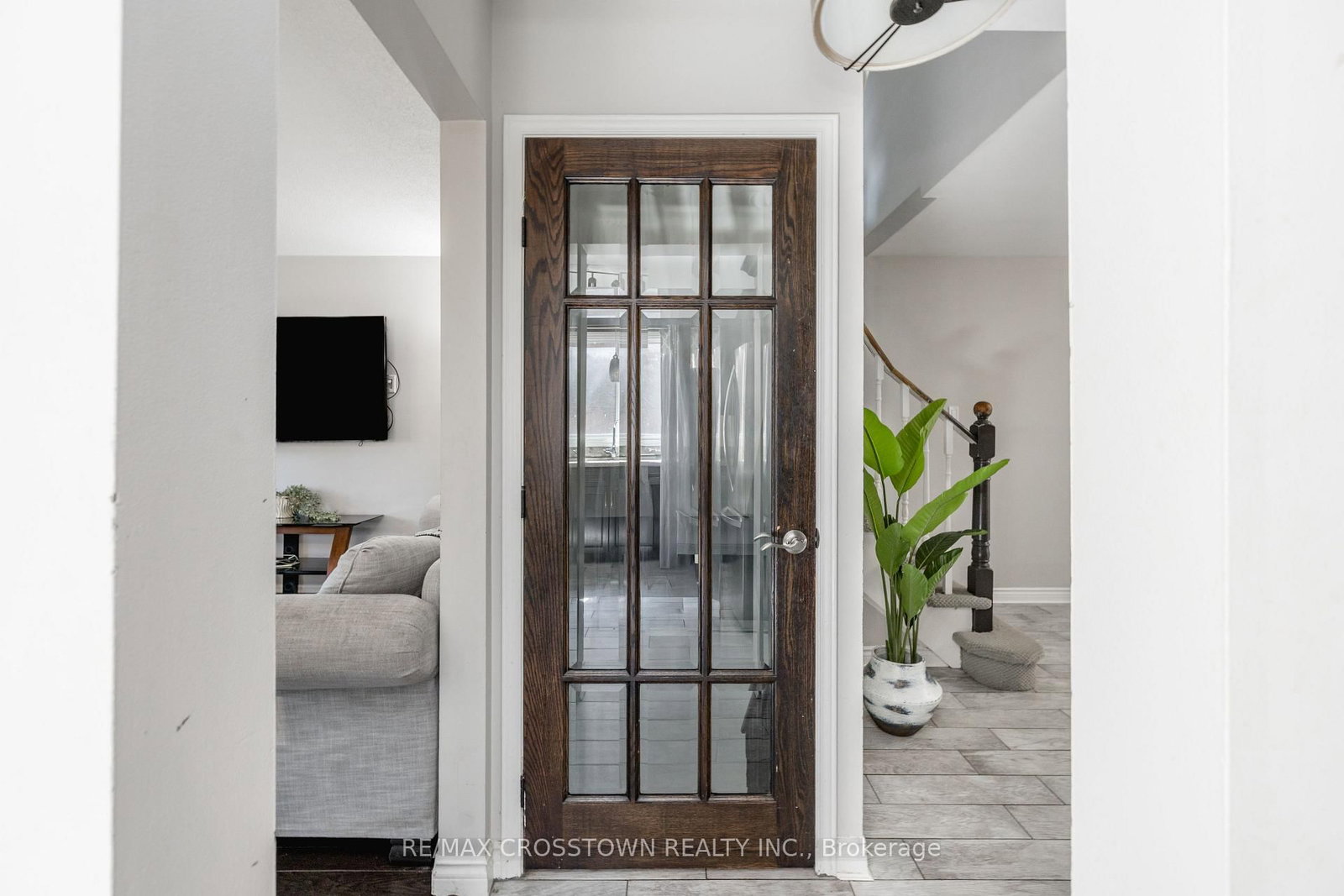 63 Oakridge Drive • Barrie, ON photo 32