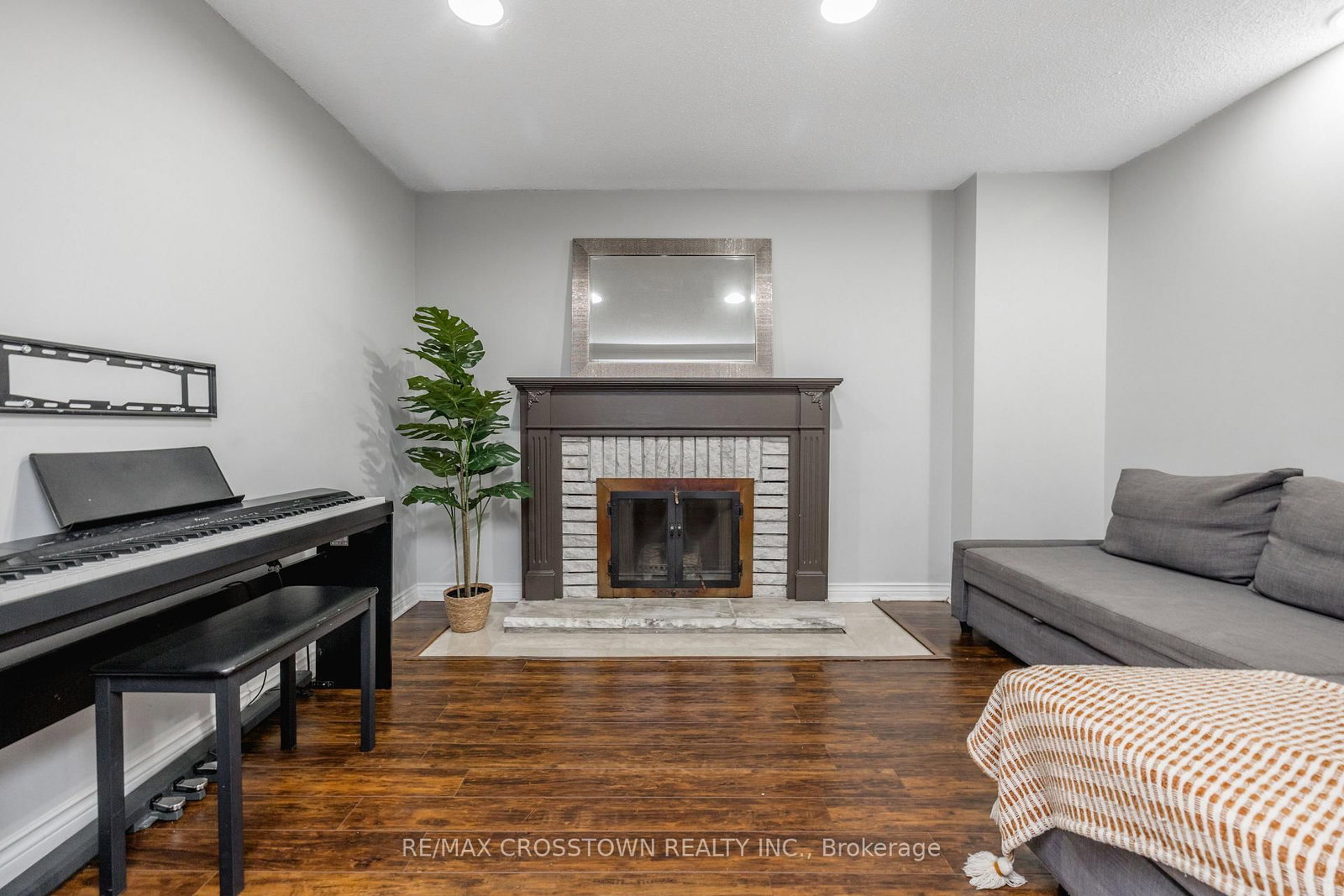 63 Oakridge Drive • Barrie, ON photo 36