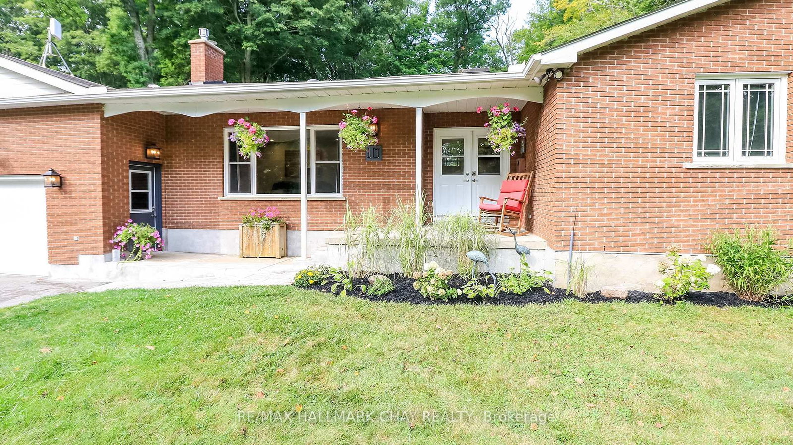 10 Enchantment Avenue • Tiny, ON photo 13