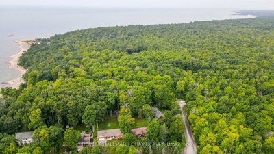 10 Enchantment Avenue • Tiny, ON photo 3