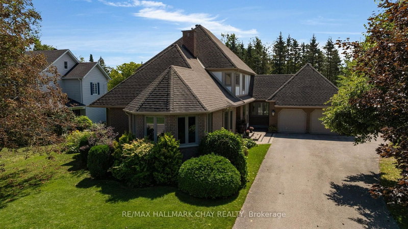 9 Howard Drive