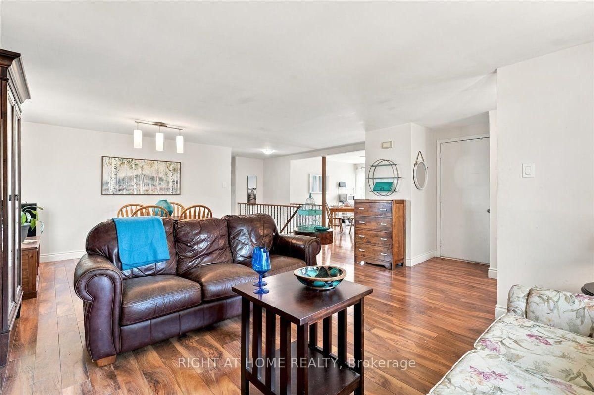 1 Argyle Road • Barrie, ON photo 5