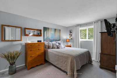 233 Innisfil Street • #4 • Barrie, ON photo 6