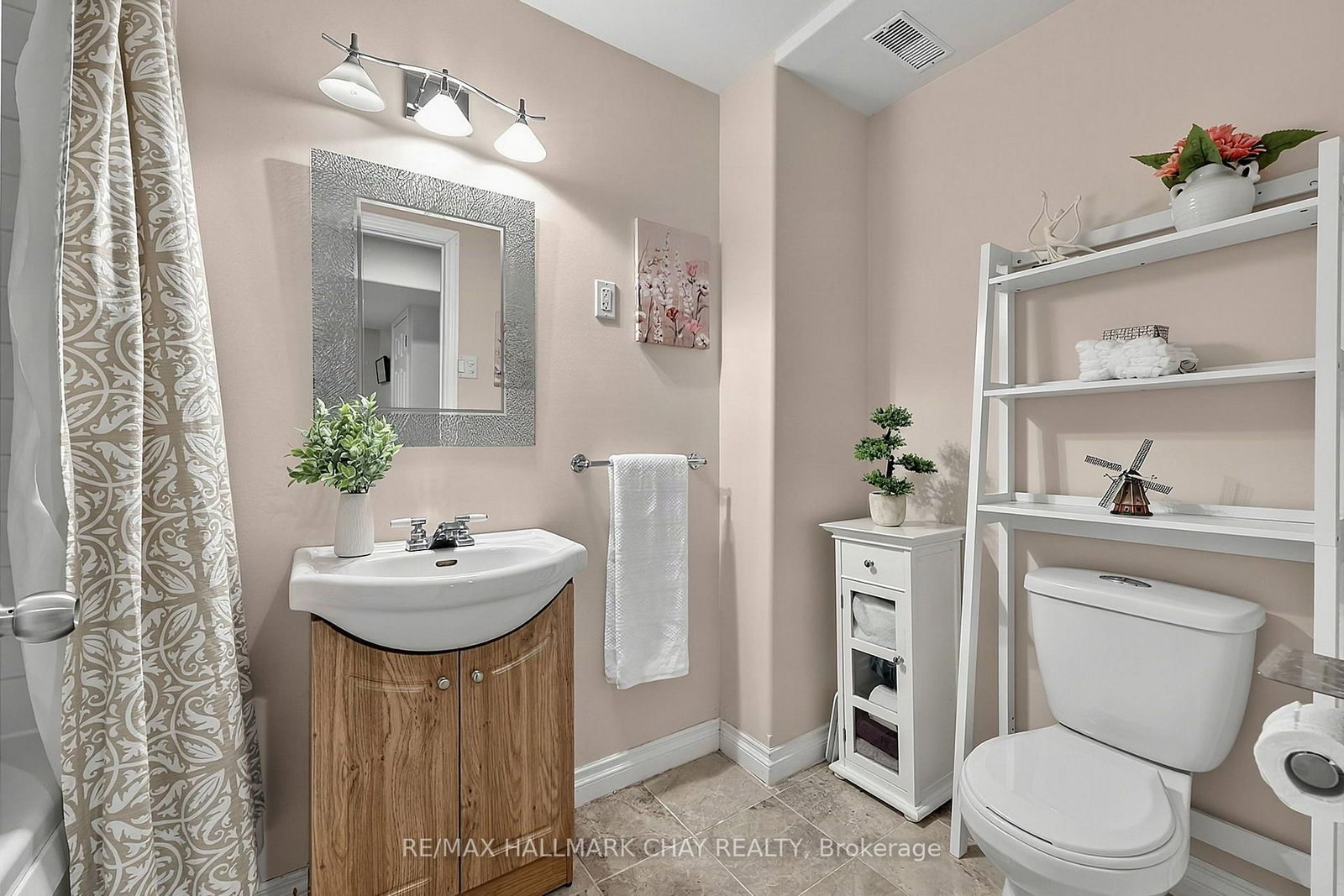27 Masters Drive • Barrie, ON photo 18