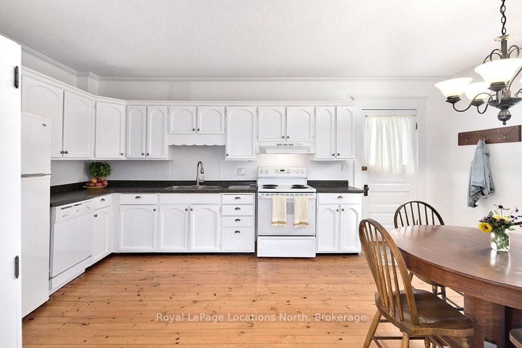 309 Beech Street • Collingwood, ON photo 12