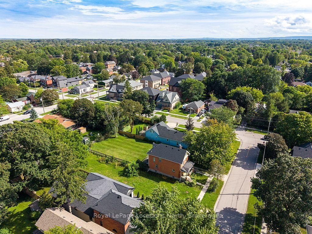 309 Beech Street • Collingwood, ON photo 38