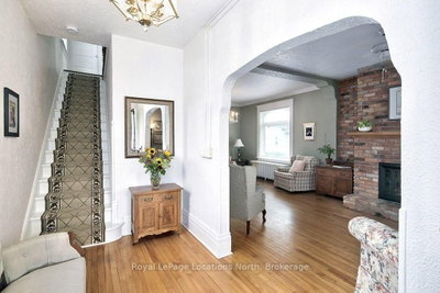 309 Beech Street • Collingwood, ON photo 5