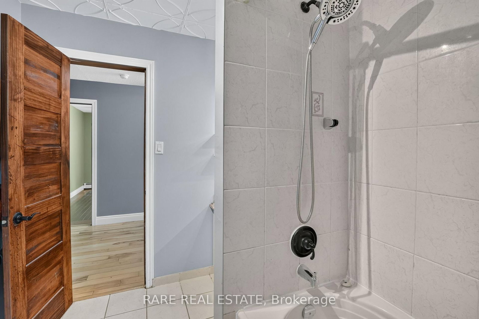 14 Pineway Court • Clearview, ON photo 18