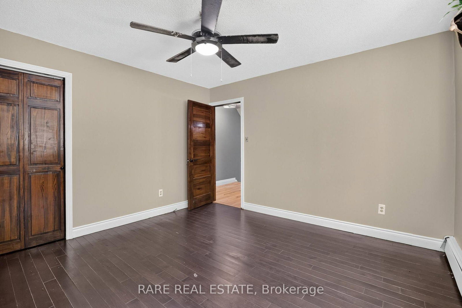 14 Pineway Court • Clearview, ON photo 22