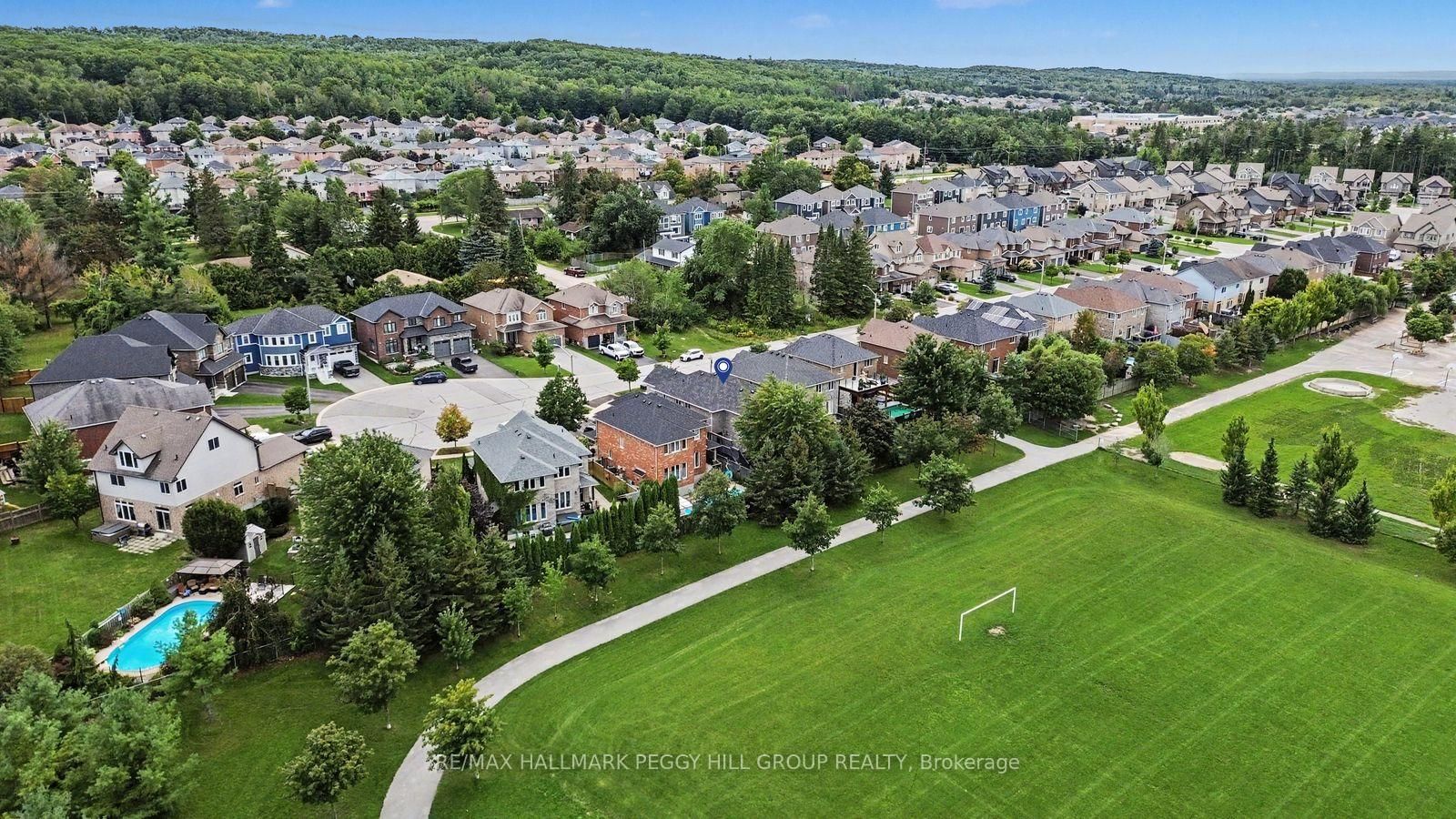 36 Auburn Court • Barrie, ON photo 21