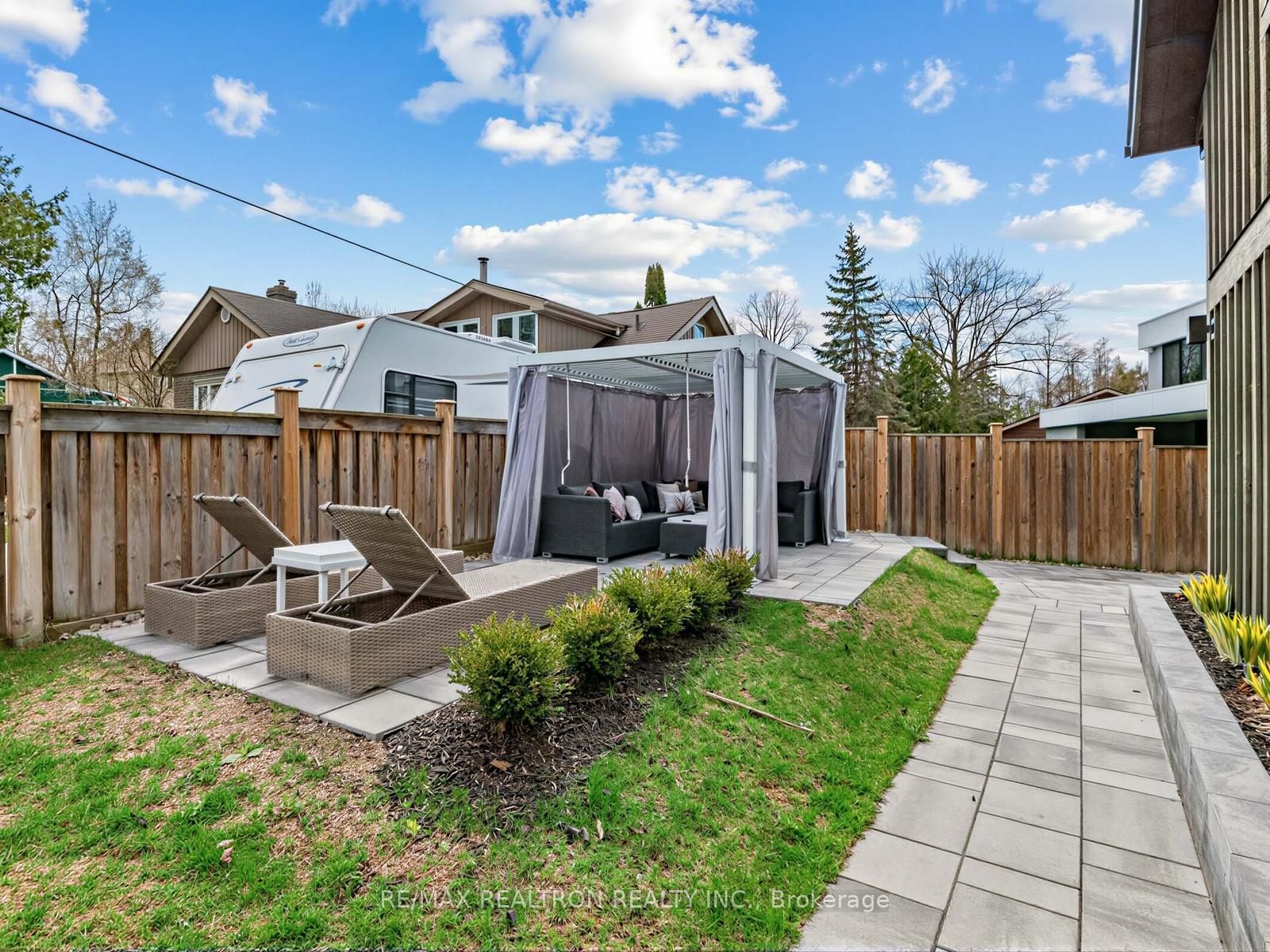 49 Gray Lane • Barrie, ON photo 48