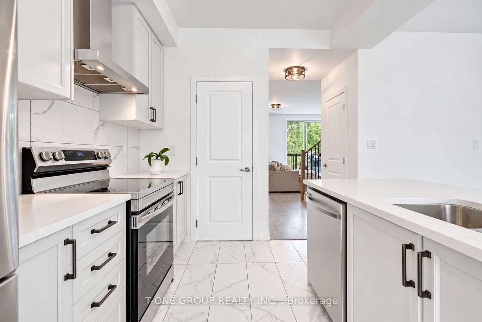 148 Blue Forest Crescent • Barrie, ON photo 20