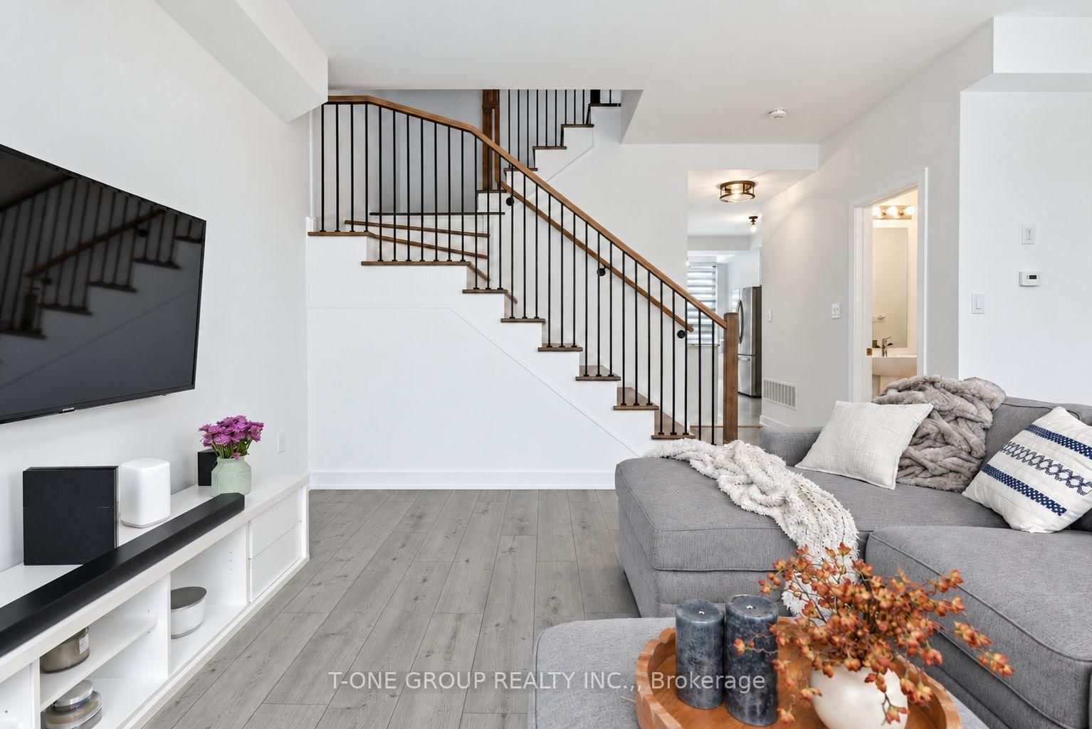 148 Blue Forest Crescent • Barrie, ON photo 28