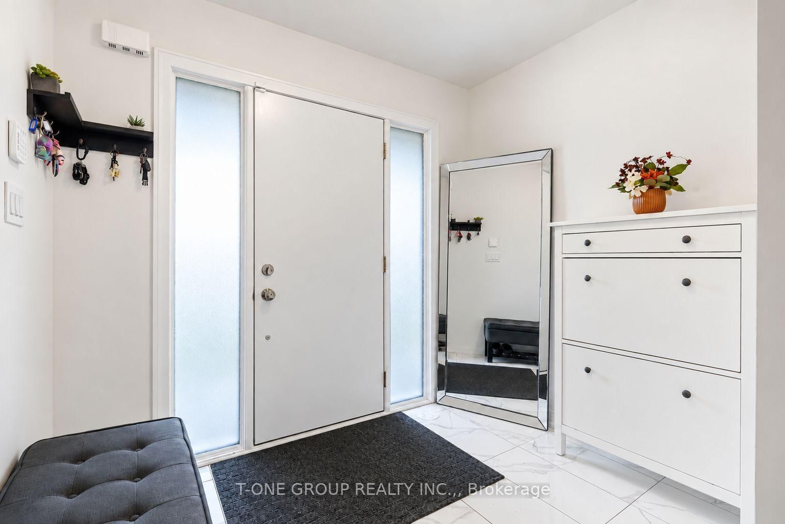 148 Blue Forest Crescent • Barrie, ON photo 5