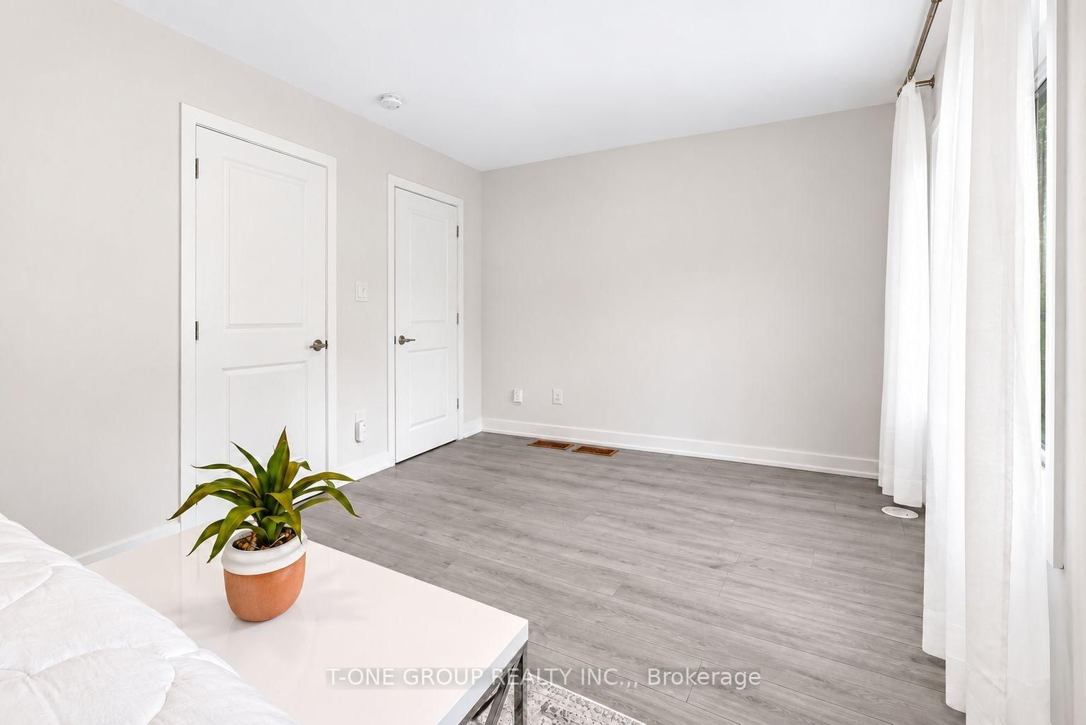 148 Blue Forest Crescent • Barrie, ON photo 9