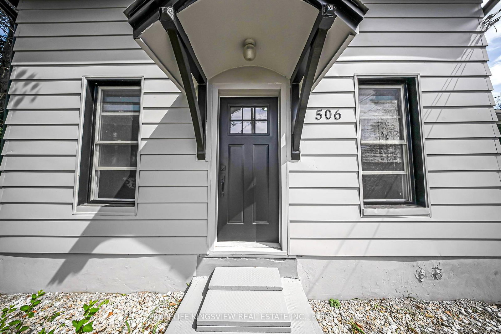 506 West Street S • Orillia, ON photo 2